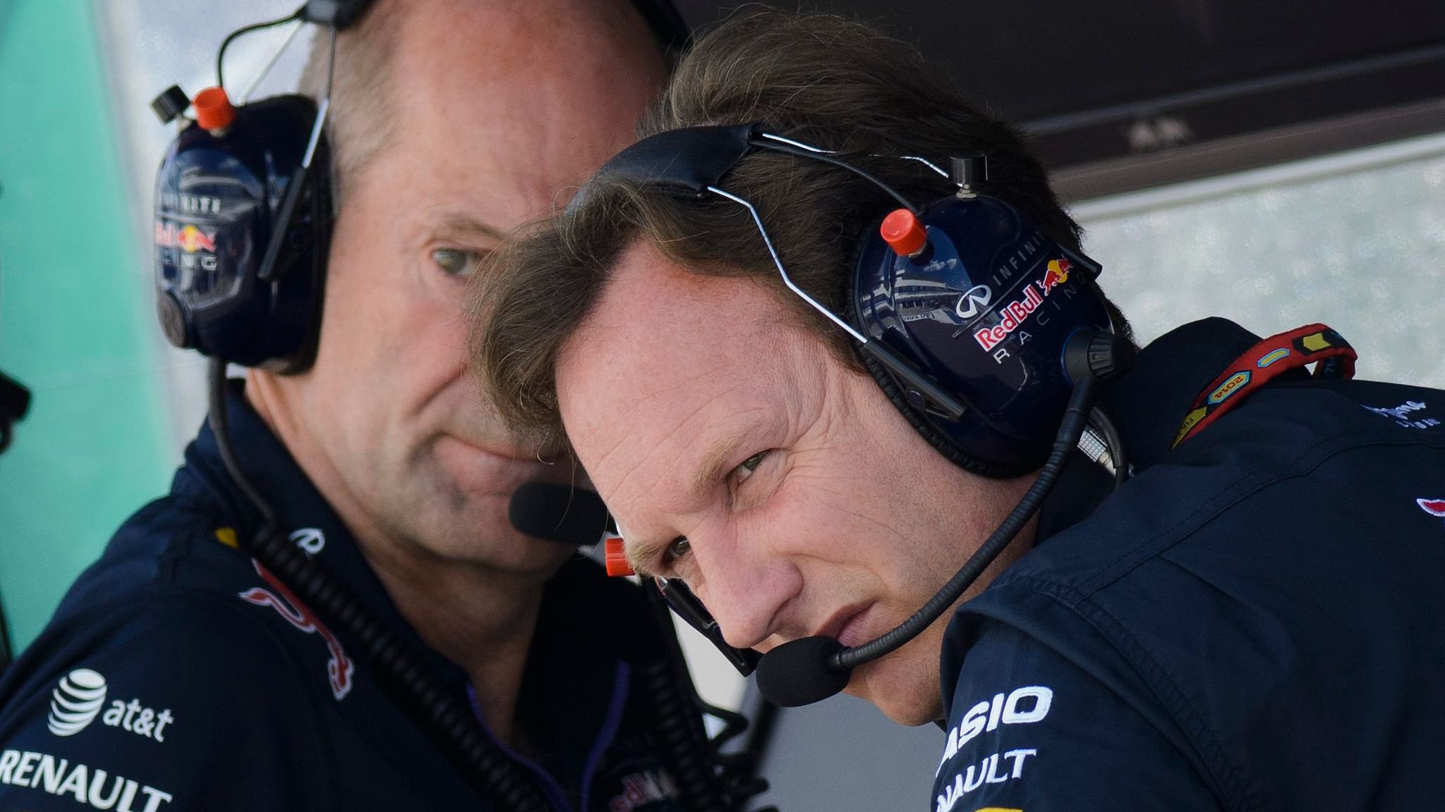 Adrian Newey and Christian Horner on the Red Bull pit wall in 2014