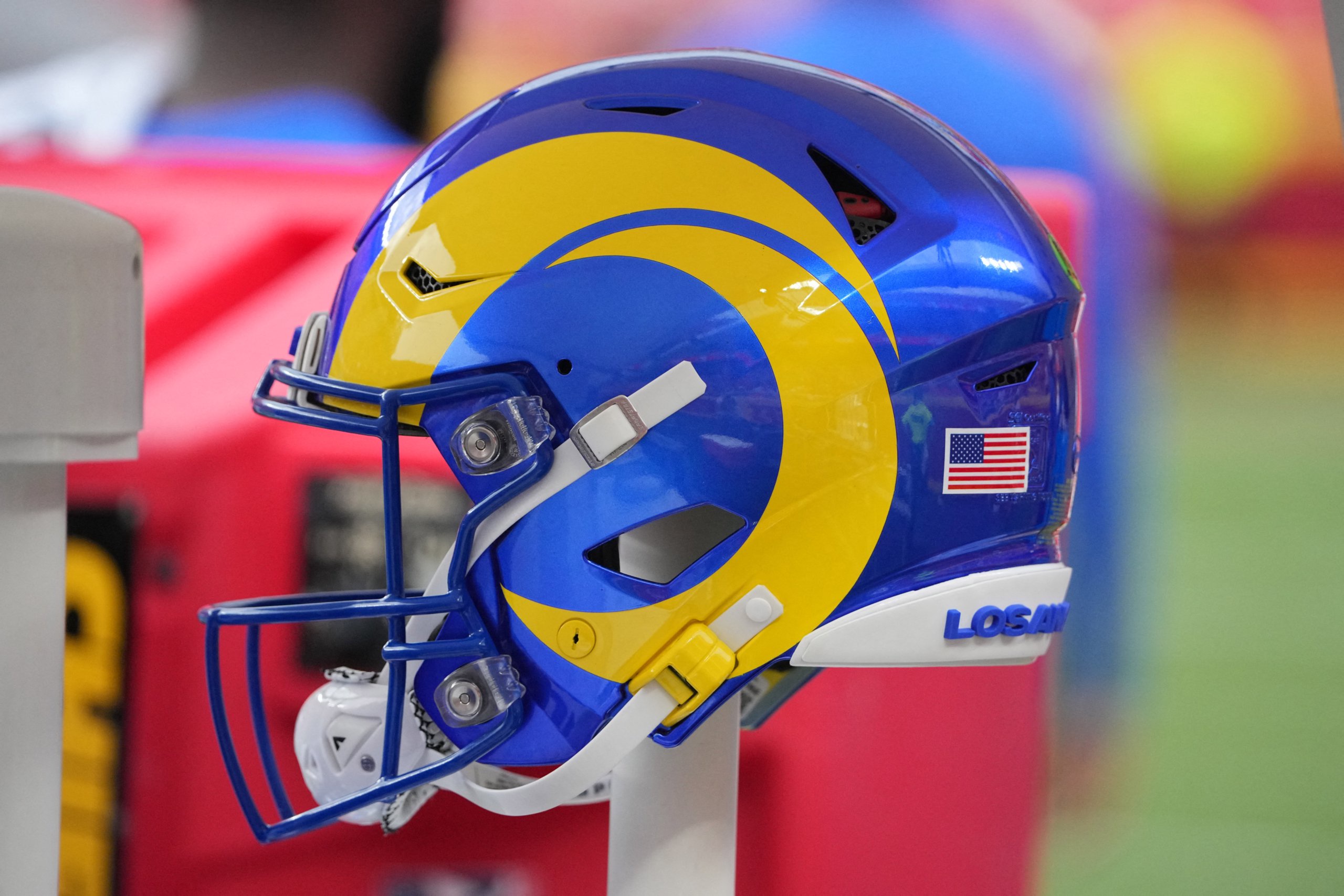 NFL Insider Floats Los Angeles Rams Trade Involving QB and Cleveland Browns
