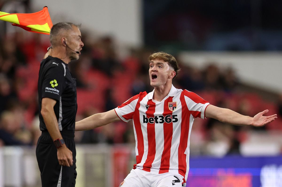 Jack McGlynn reacts during Stoke City vs Middlesbrough
