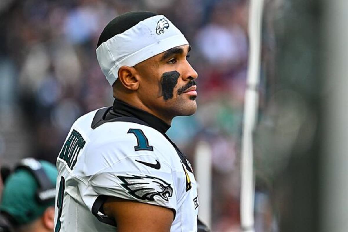 Jalen Hurts remains out for the season