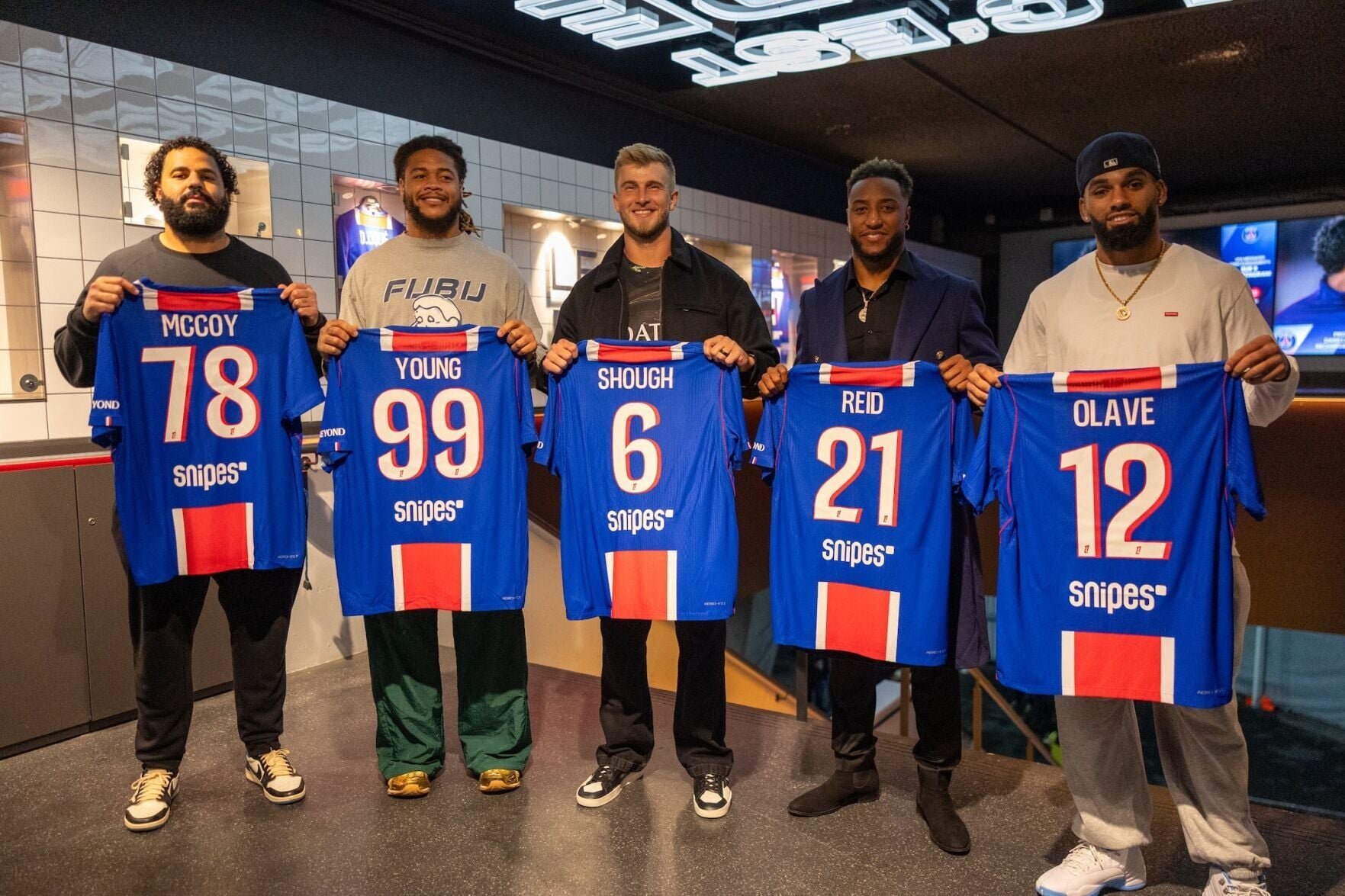 Saints players at PSG-Barcelona
