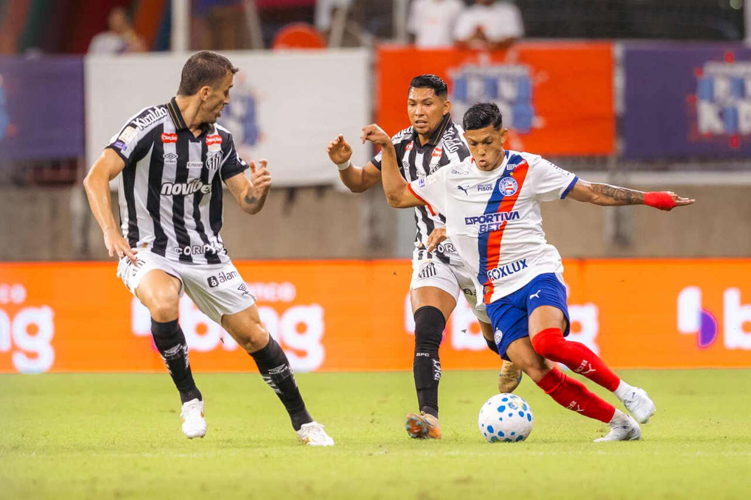 No primeiro turno, Bahia e Santos empataram por 2 a 2, na Arena Fonte Nova –