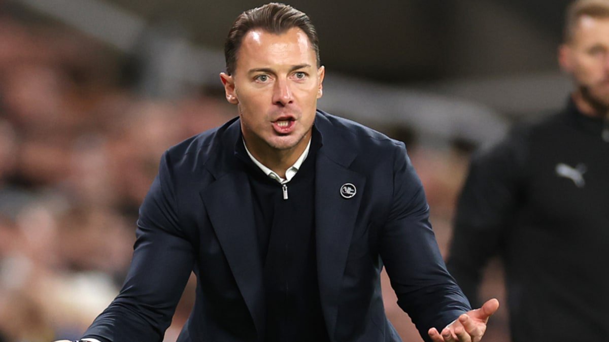 Newcastle United boss Matthias Jaissle reacts during the Premier League game with Aston Villa