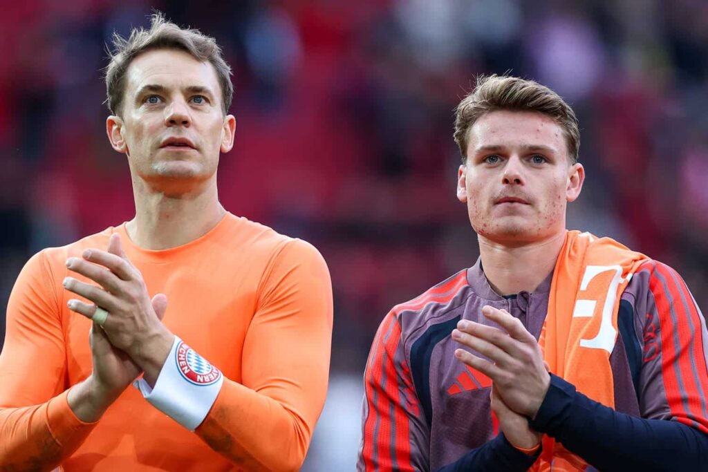 Manuel Neuer, Jonas Urbig