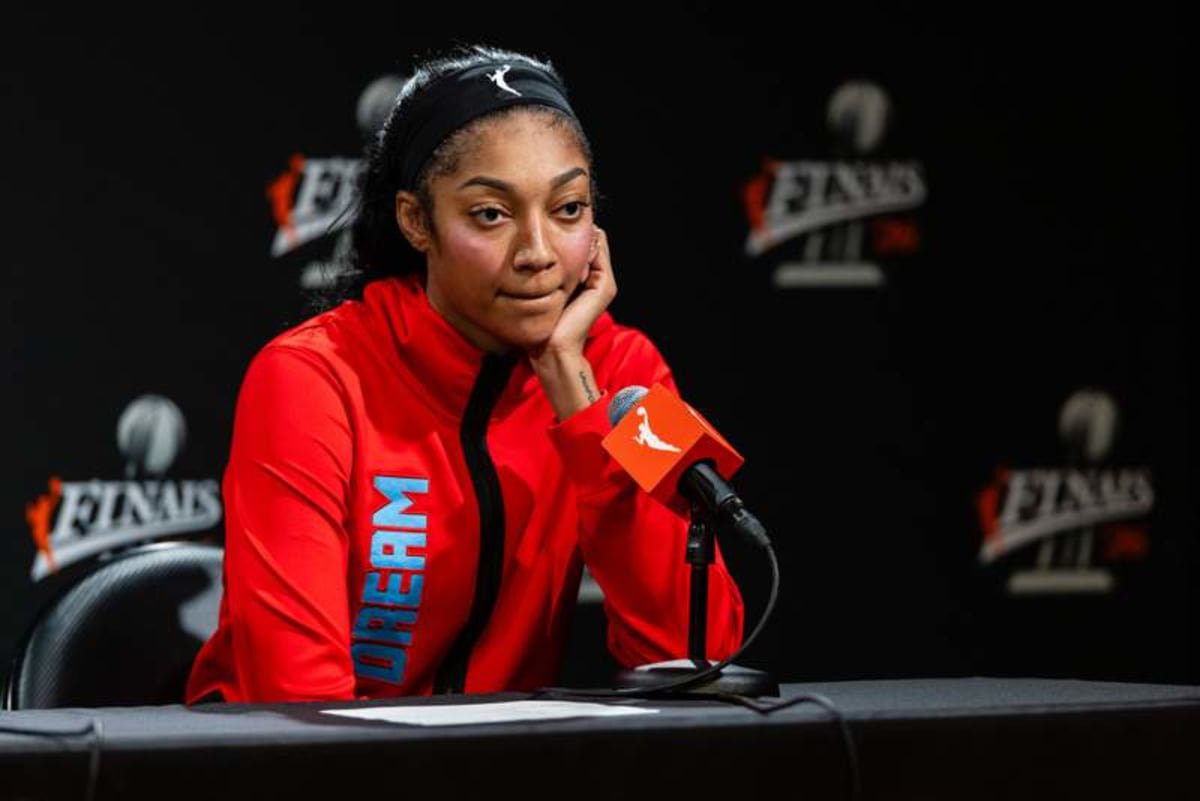 SAN FRANCISCO, CA – OCTOBER 17: Angel Reese 5 of the Atlanta Dream speaks with the media after a loss in Game One of the WNBA, Basketball Damen, USA Playoff Finals against the Golden State Valkyries on October 17, 2026 at Chase Center in San Francisco, CA. Photo by Matthew Huang/Icon Sportswire WNBA: OCT 17 Finals Atlanta Dream at Golden State Valkyries EDITORIAL USE ONLY Icon261017031 ©IMAGO/Icon Sportswire