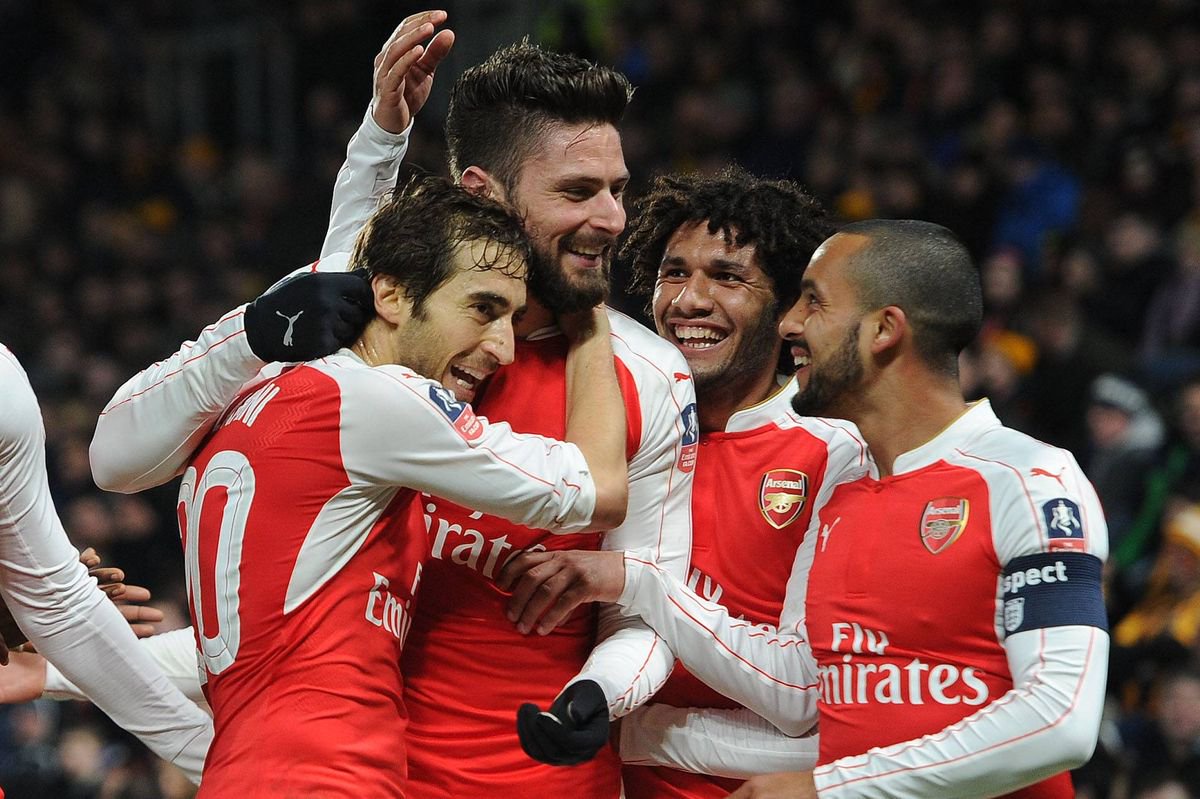 Mathieu Flamini with Arsenal teammates