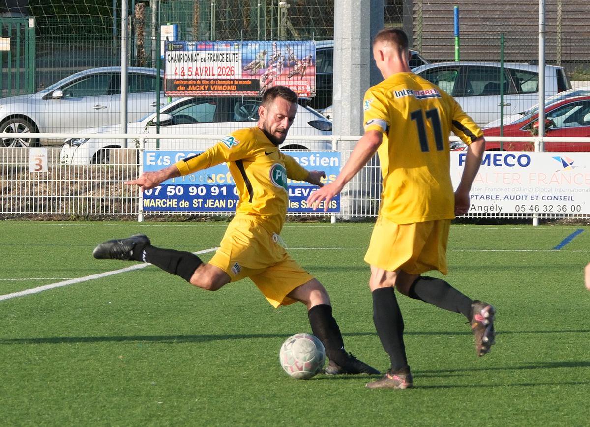 Les Angériens se sont inclinés à domicile face au FC La Tour Mareuil Verteillac (1-2).