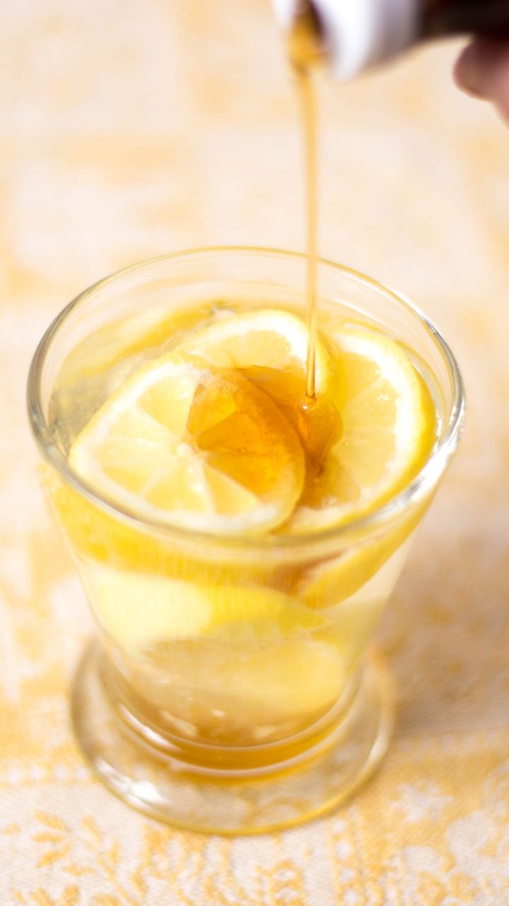 Lemon and honey water