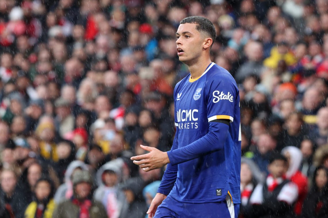 Brennan Johnson playing for Everton.