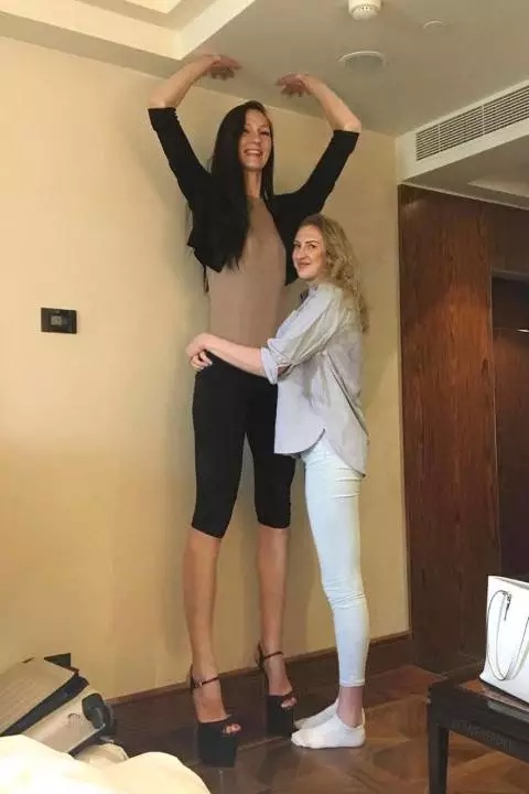 Ekaterina Lisina Model Tallest - Image To U