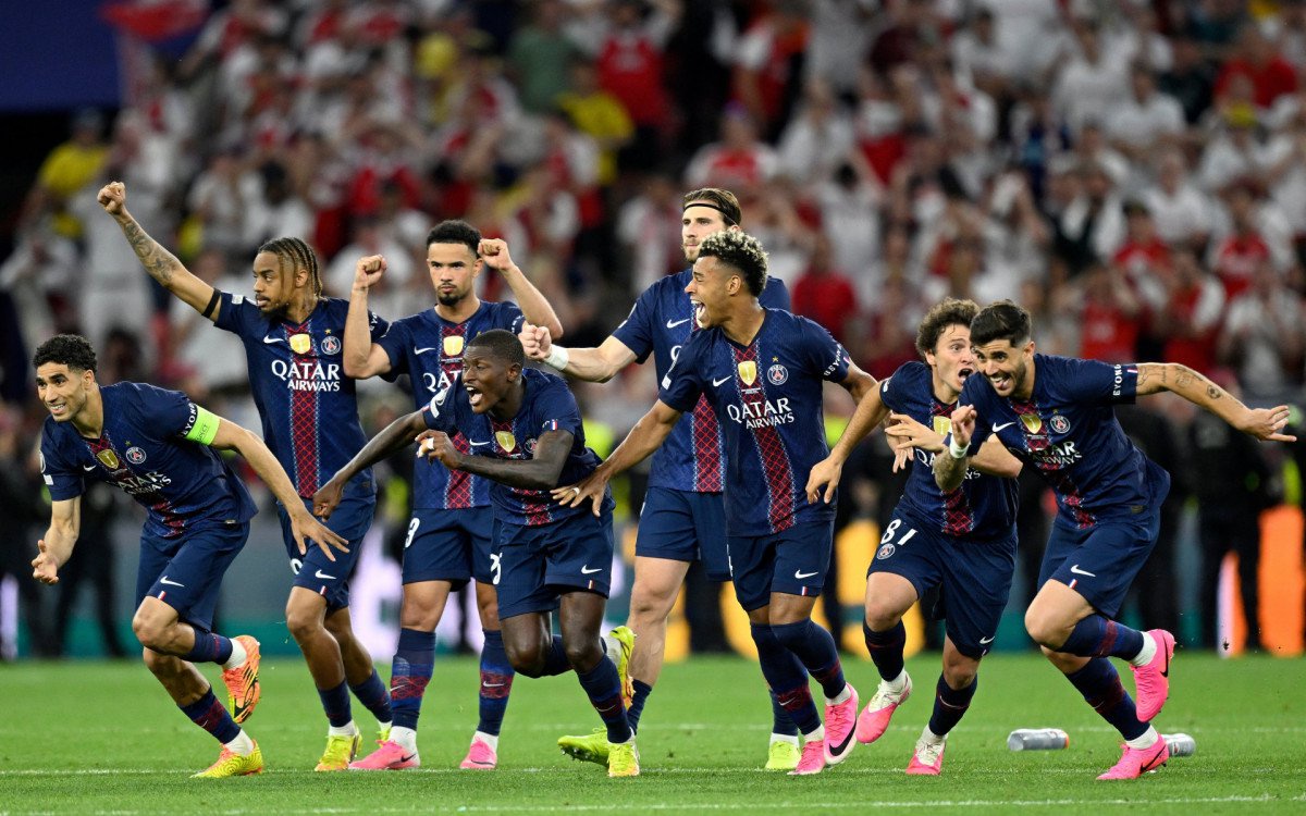 PSG é eleito o melhor time do mundo na Bola de Ouro 2026