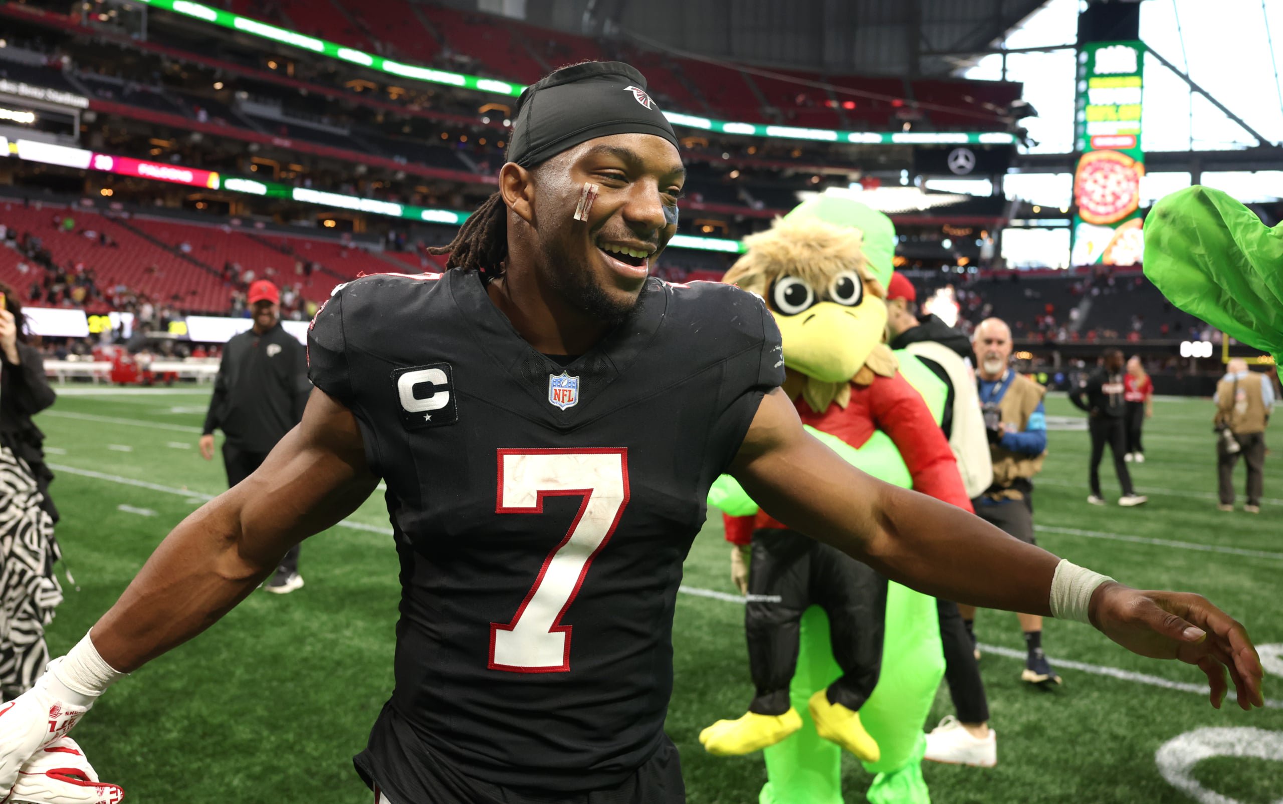 NFL Week 7: Biggest Winners and Losers, Including Cam Skattebo and the Falcons