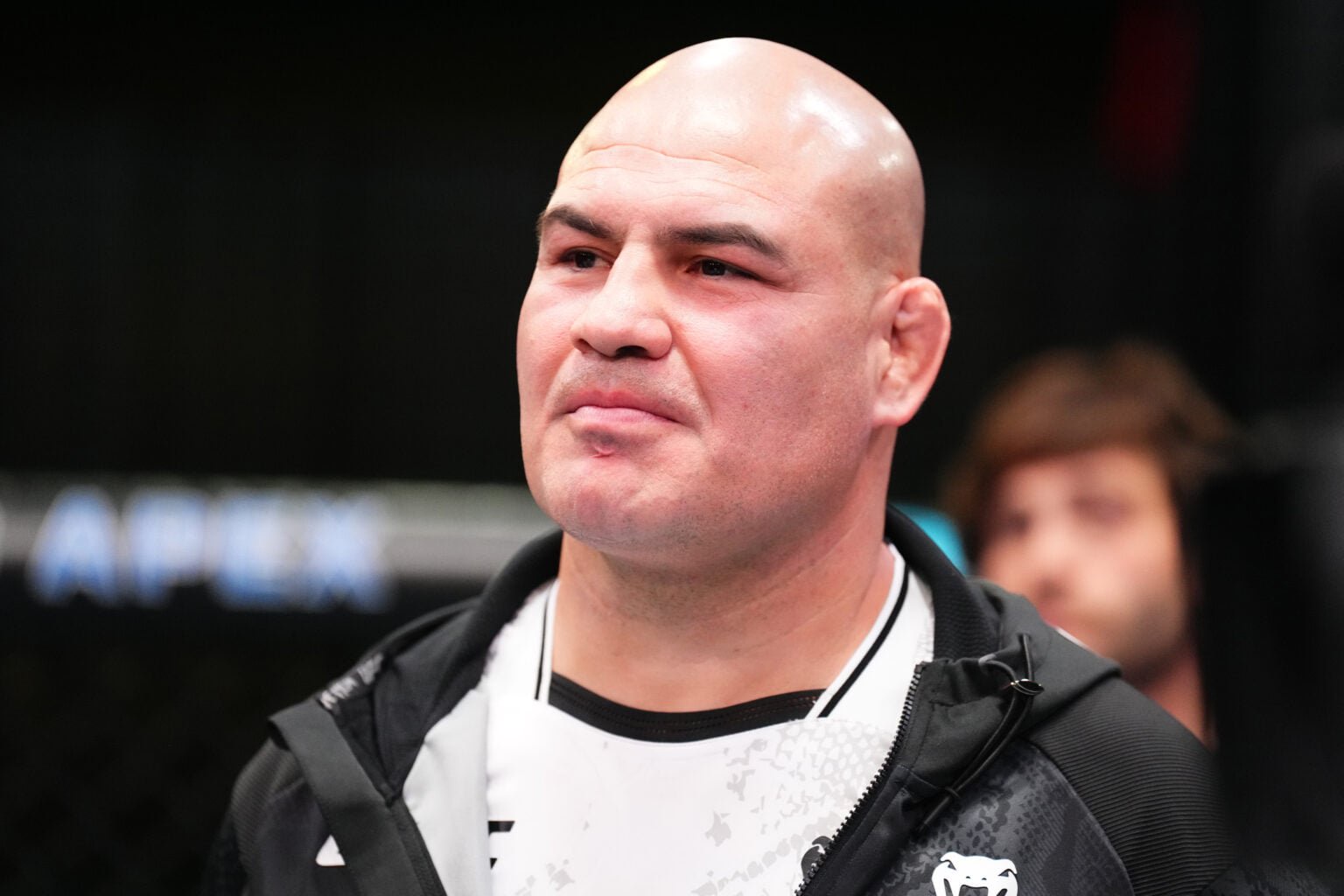 Cain Velasquez in the corner of Gabriel Benitez at UFC Fight Night