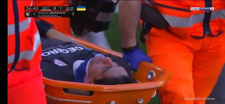 عاجل..ياسين بونو يتعرض لإصابة خطيرة أغمي بعدها في المباراة القائمة بين إشبيلية وألميريا
