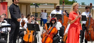 Ohio orchestra performs at prison to bring 'hope and peace': 'Meaningful, important work'