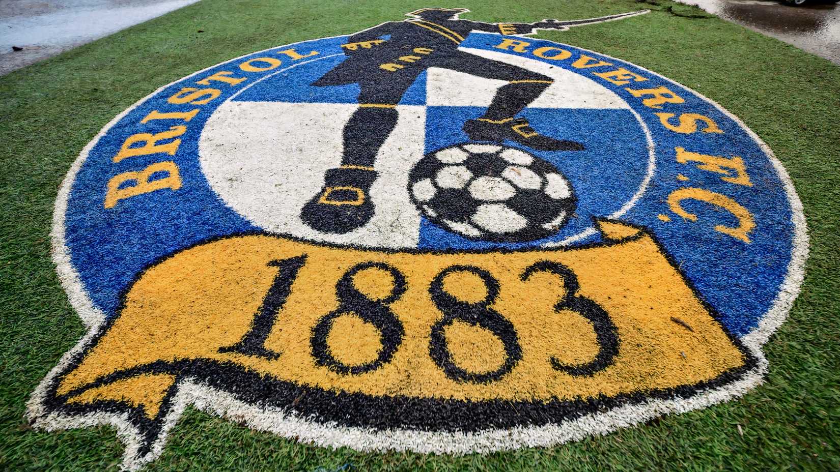 Bristol Rovers x Tunnel Badge x reuters x In Copy
