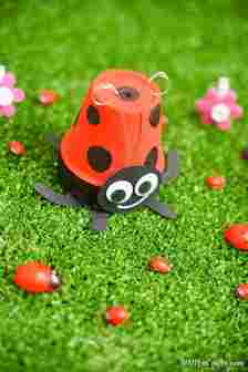 Cute DIY Upcycled Flower Pot Ladybug