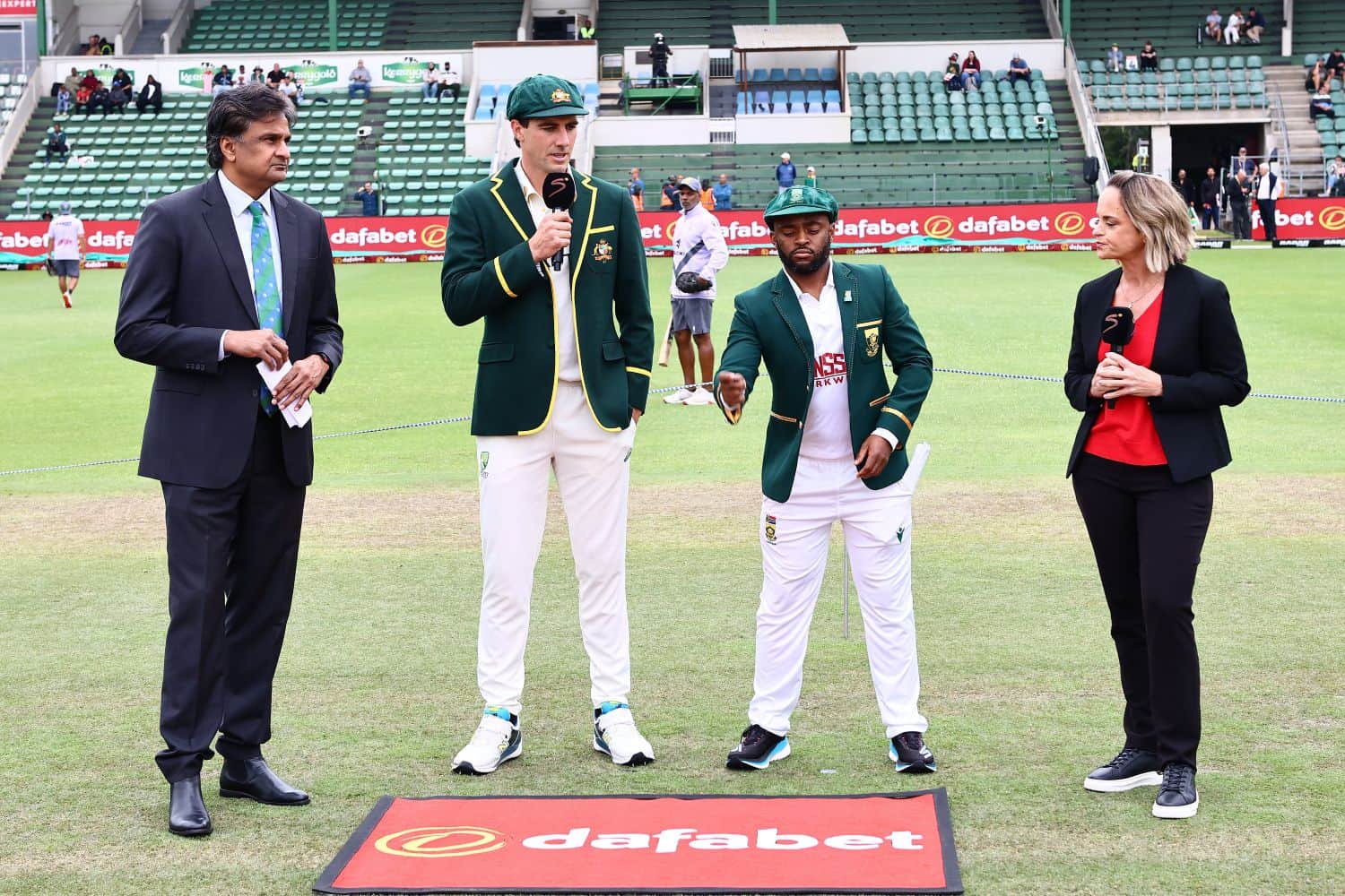 Pat Cummins and Temba Bavuma