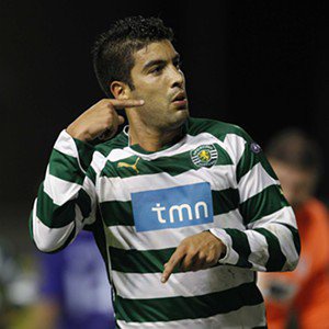 Carlos Saleiro — visto em Alcochete como o herdeiro para o ataque leonino, teve passagens modestas pela I Liga. Pendurou as botas aos 30 anos e trabalha atualmente como empresário de jogadores e comentador