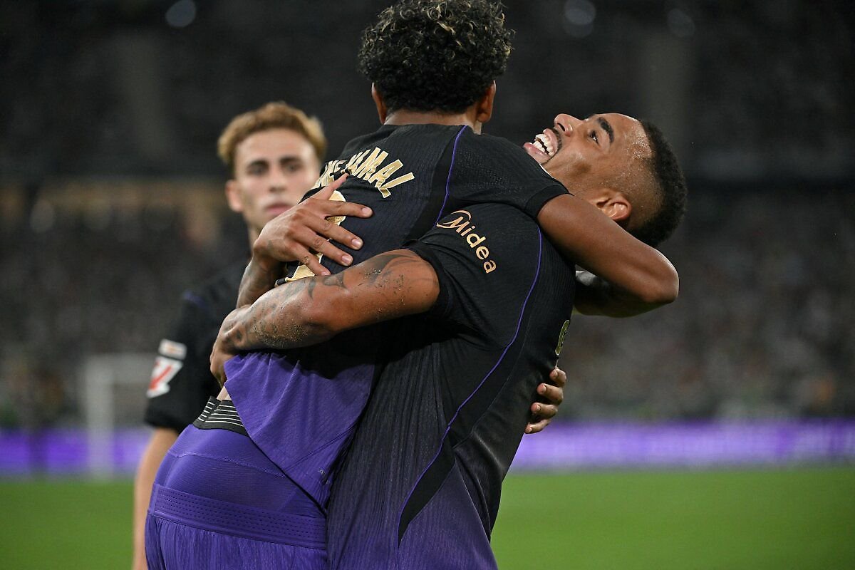 Lamine Yamal und Gabriel Jesus feierten den Treffer