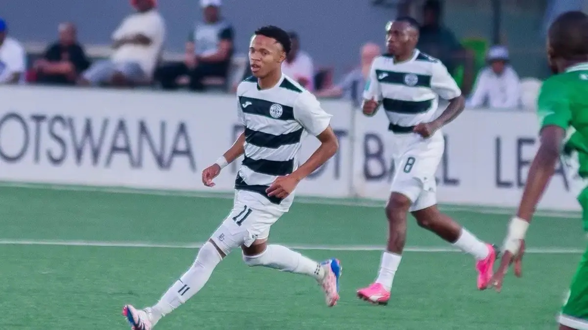 Tefo Mofokeng in action for Mochudi Centre Chiefs