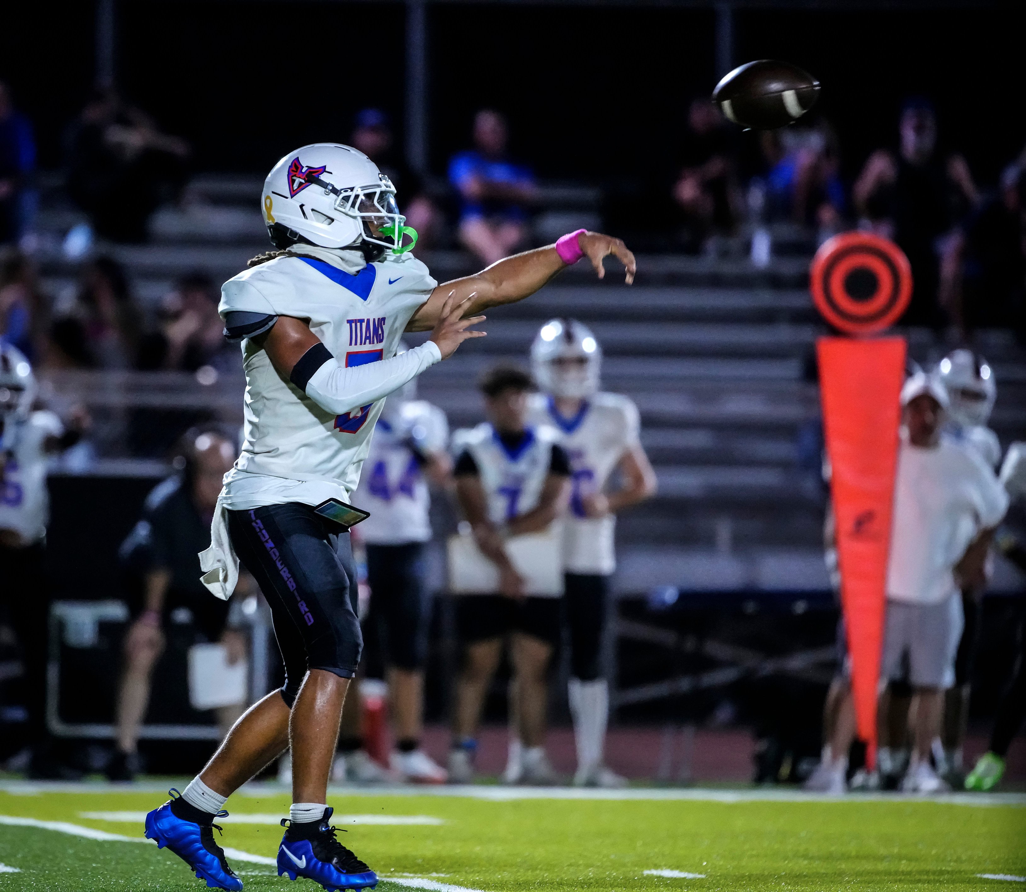 Thunderbird quarterback Daryl Little (5) throws a pass against St. Mary’s during a game at Washington High School in Phoenix on Oct. 9, 2026.