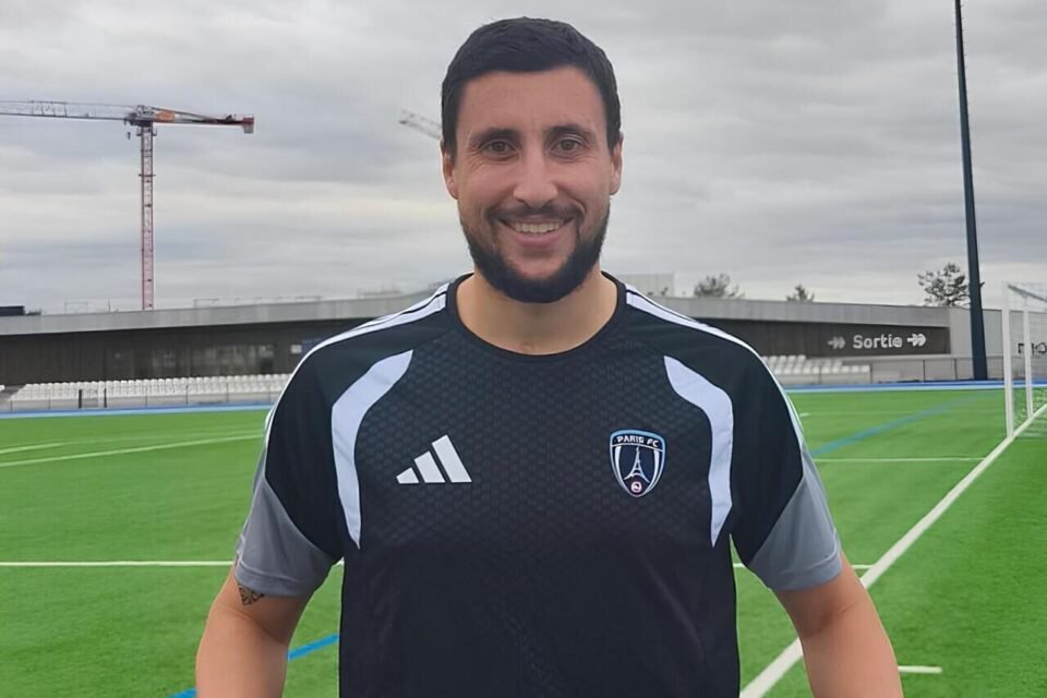 Gaëtan Le Thuaut entre dans la cour des grands en entrainant l'équipe du Paris FC.