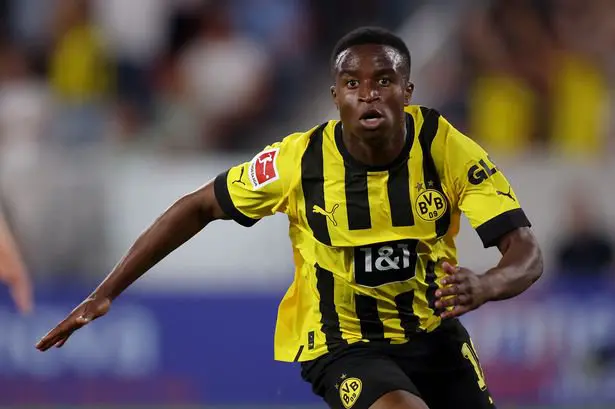 Borussia Dortmund striker Youssoufa Moukoko has been linked with a transfer to Chelsea.