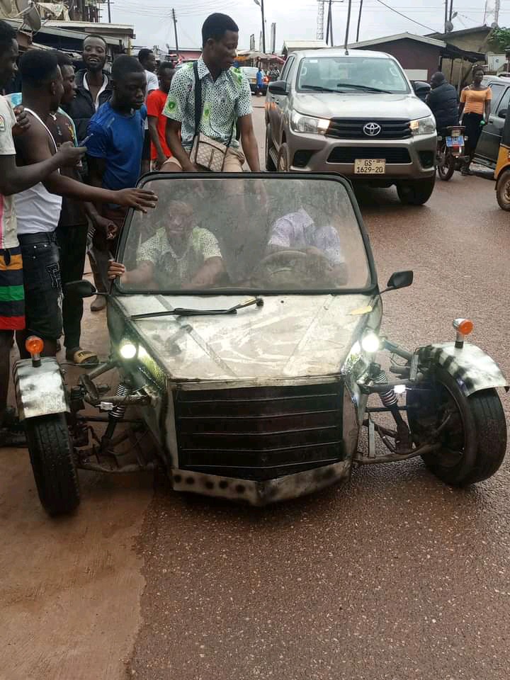 SHS graduate manufactures his own car to drive home after the exams (photo)