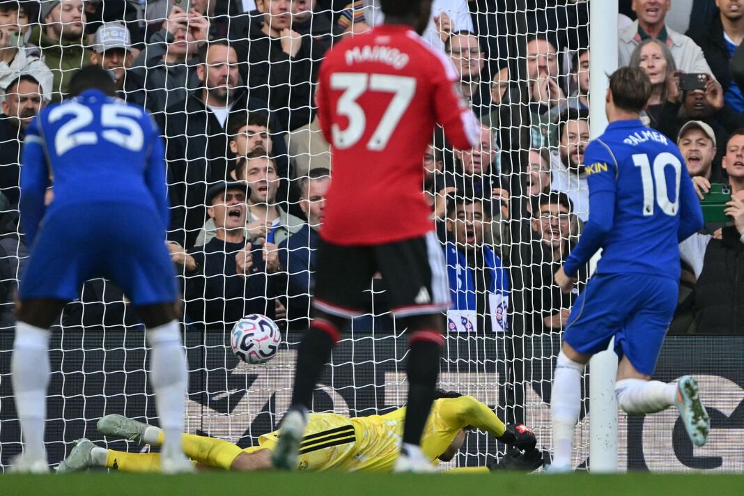 FBL-ENG-PR-CHELSEA-MAN UTD