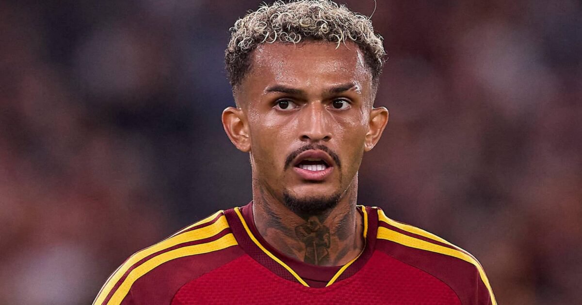 Man Utd want to sign £50m left-back who isn’t left-footed in January