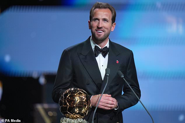 Harry Kane savours winning the men´s Ballon d´Or (Kin Cheung/AP)