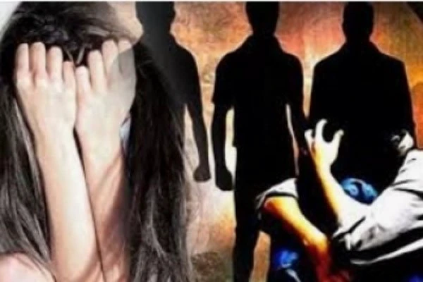 दिल्ली फिर शर्मसार - 13 साल की मासूम से 8 लोगों ने किया दुष्कर्म, 4 गिरफ्तार