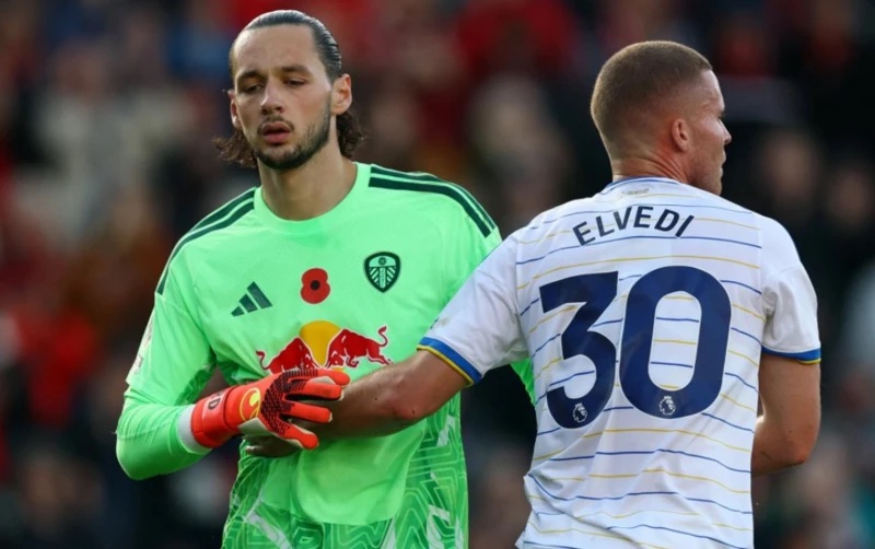 Leeds United's James Trafford and Nico Elvedi react