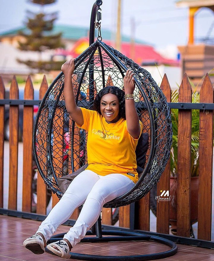 Pictures of Emelia Brobbey that shows she is a true beauty queen (photos)