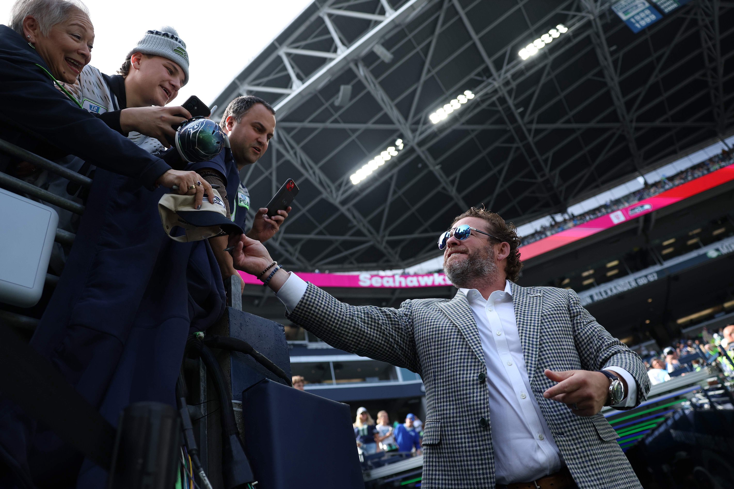 Los Angeles Chargers v Seattle Seahawks