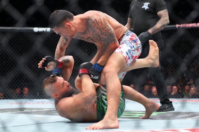 Conor McGregor collapsed against Max Holloway due to his knee injury