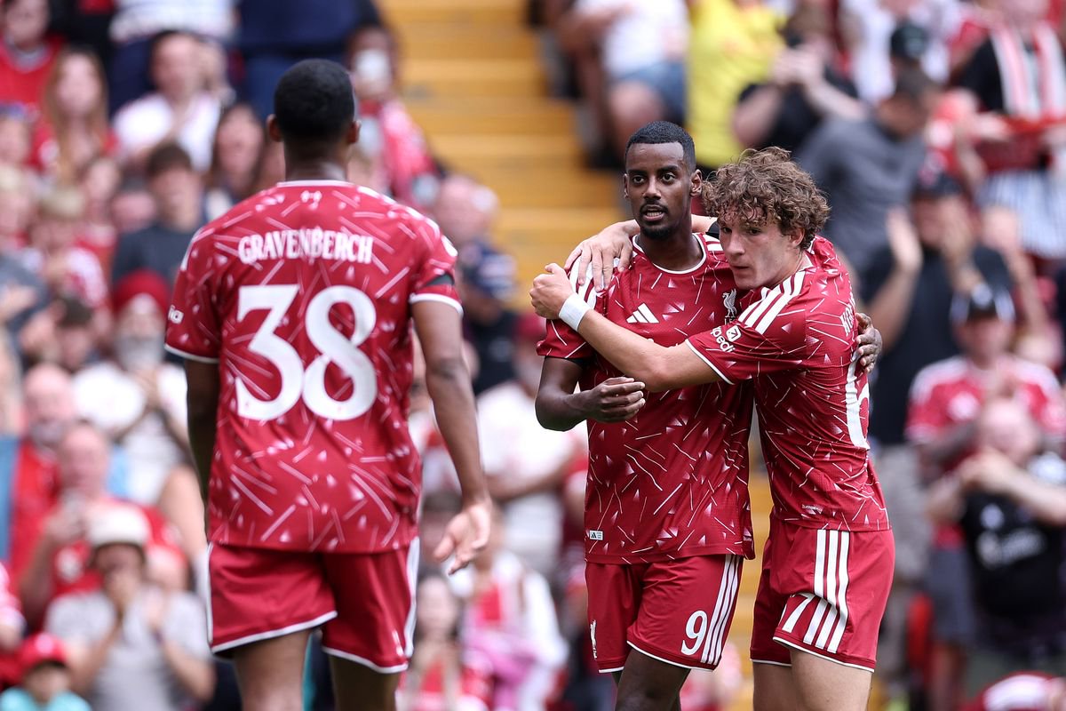 Koumas will continue to get playing time behind Alexander Isak this season