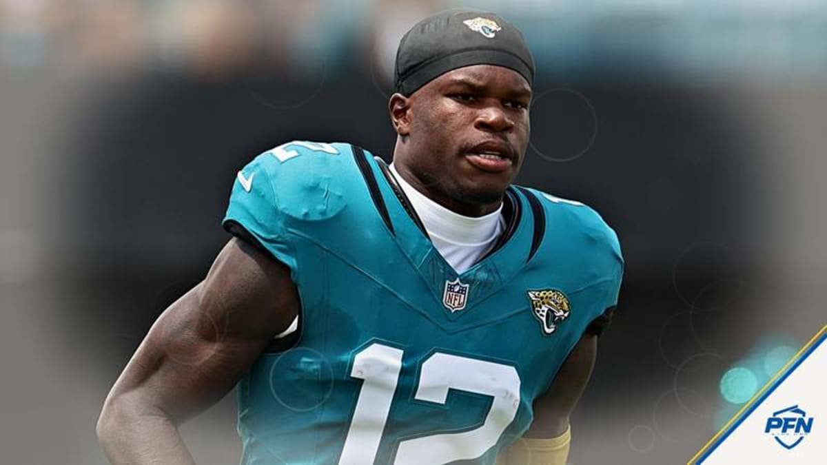 ‘Balling Out of His Mind,’ ‘Legacy Game’ — NFL World Reacts to Travis Hunter’s Stellar Performance in Jaguars’ Loss vs. Texans