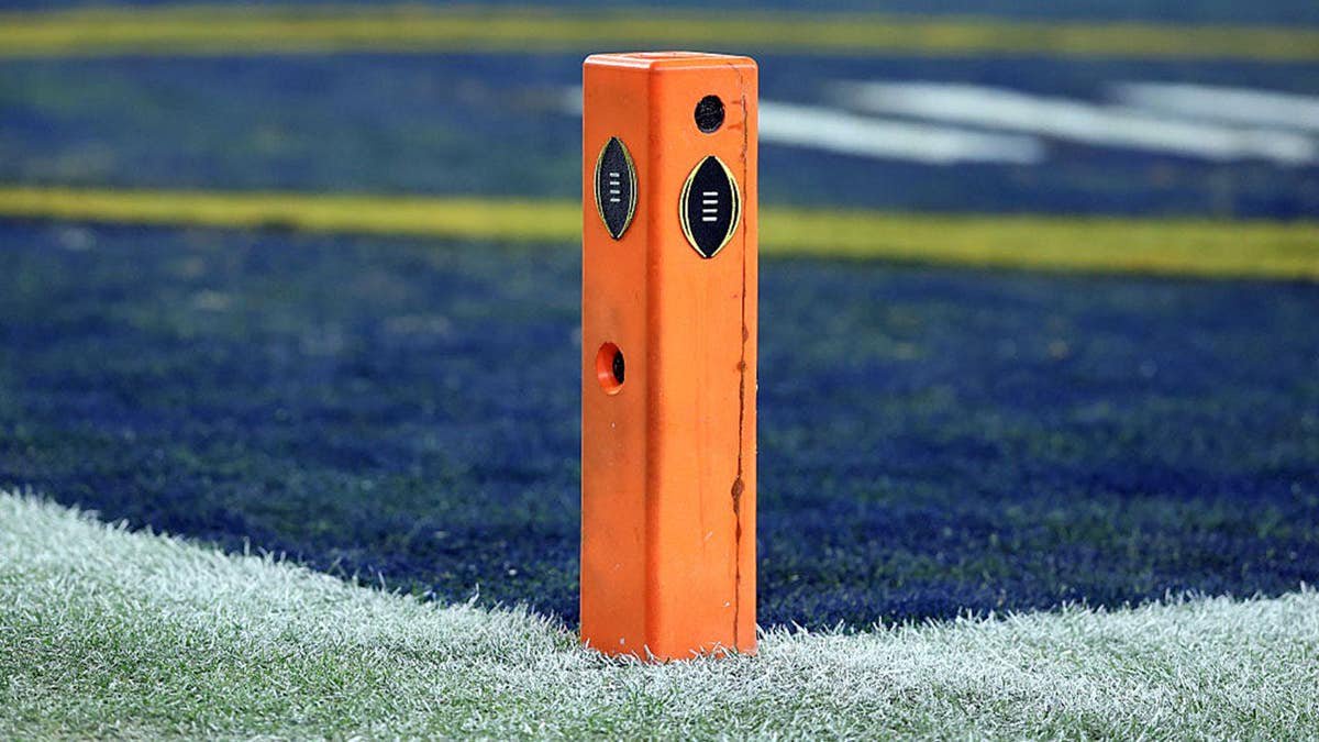 cfb playoff logo pylon