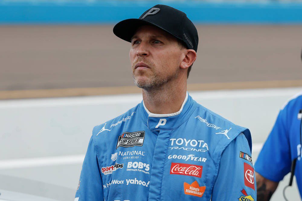 Denny Hamlin admet qu’il soutenait Carson Hocevar pour provoquer un accident à Phoenix.