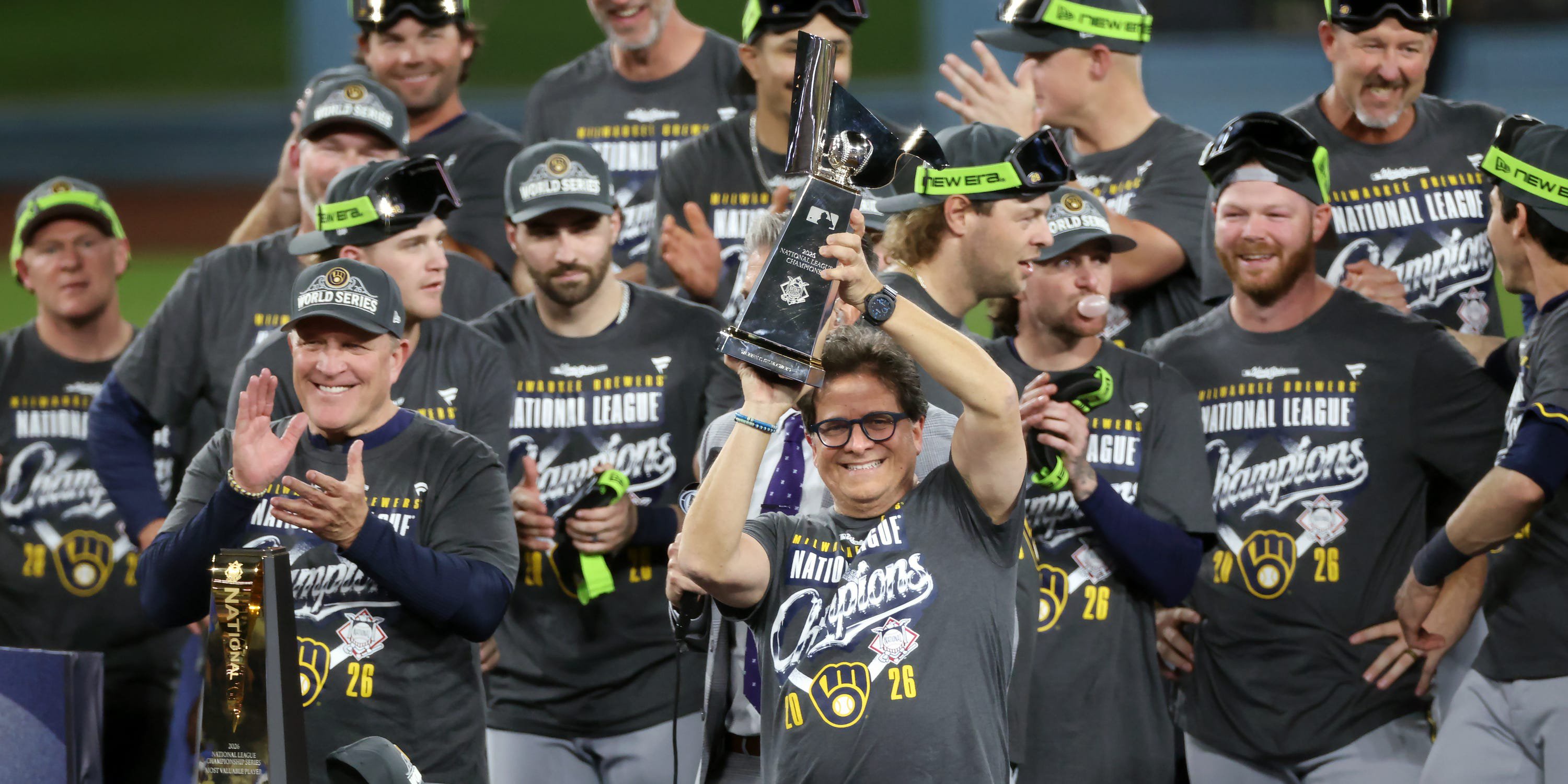 National League Championship Series: Milwaukee Brewers v Los Angeles Dodgers - Game Four