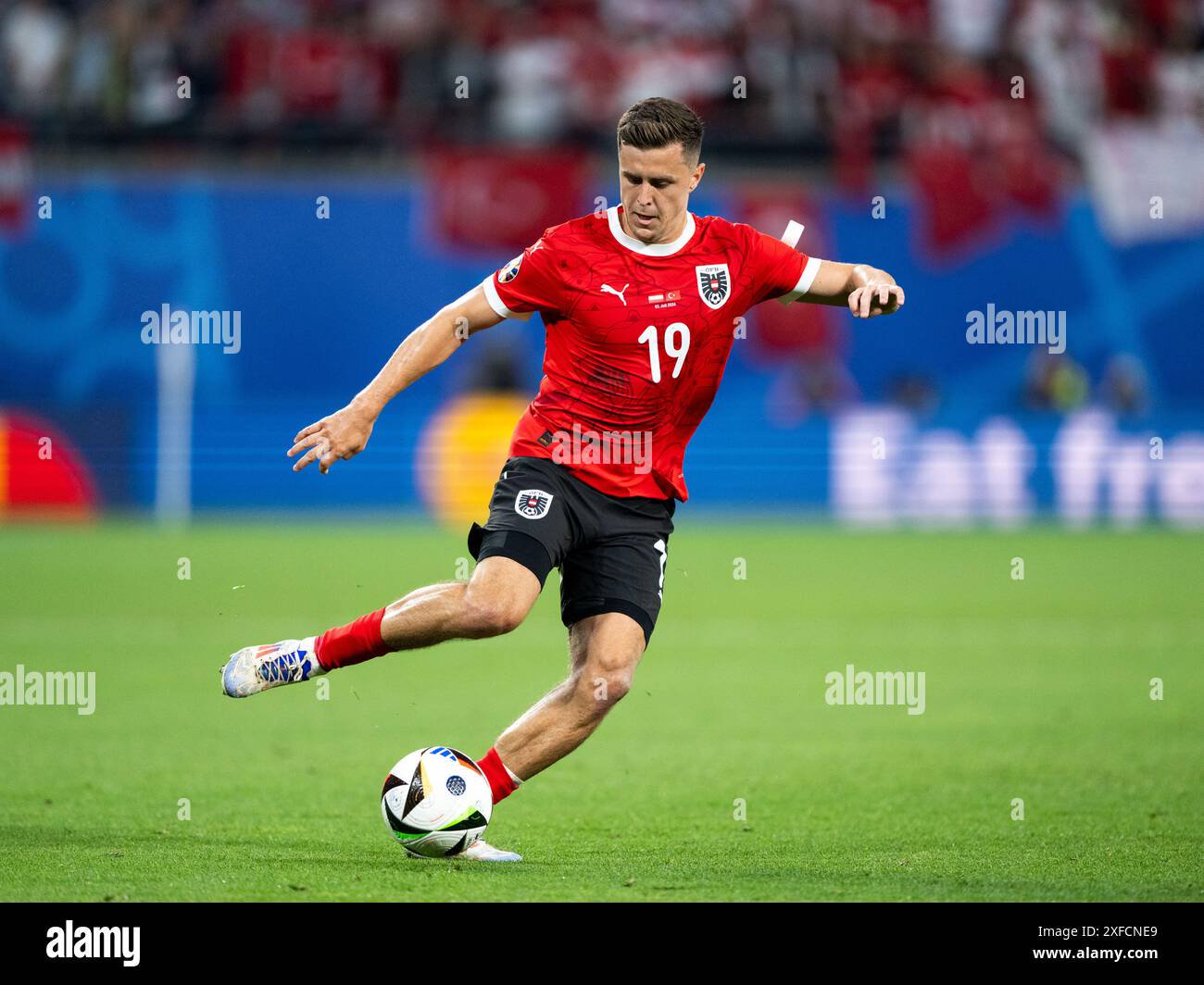 Christoph baumgartner oesterreich am ball ger austria aut vs tuerkiye tur fussball europameisterschaft uefa euro round of fot