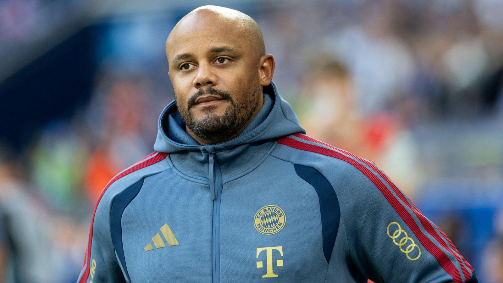 Vincent Kompany steht seit Sommer 2024 beim FC Bayern an der Seitenlinie.