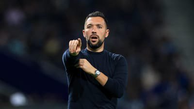 Sem pensar na Champions: os onzes prováveis para o FC Porto-Estoril - TVI