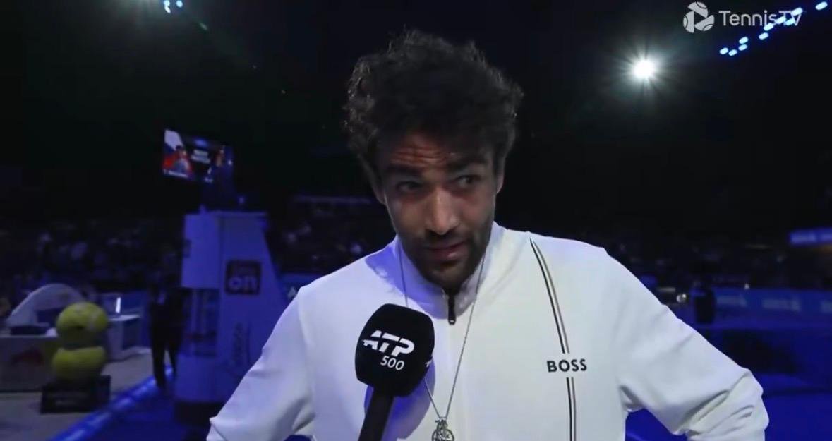 Matteo Berrettini looks at a loss for words to comment on Lorenzo Musetti's recent title win. 