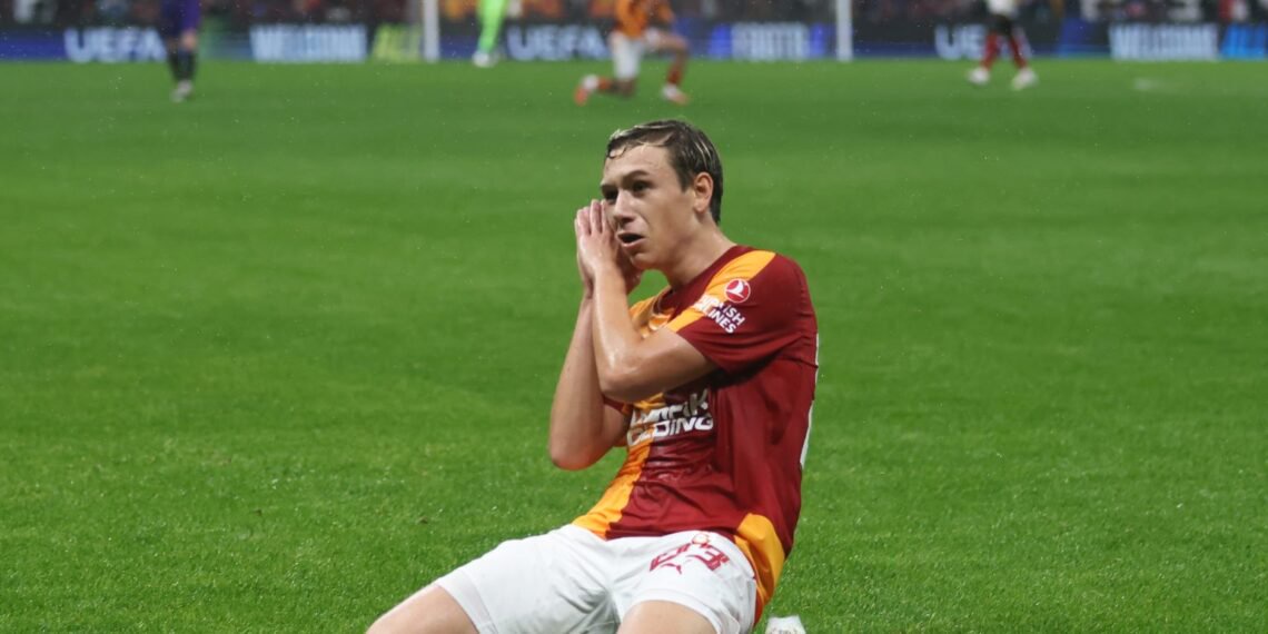 Barcelona Join Chelsea, Man United In Race For Galatasaray Midfielder