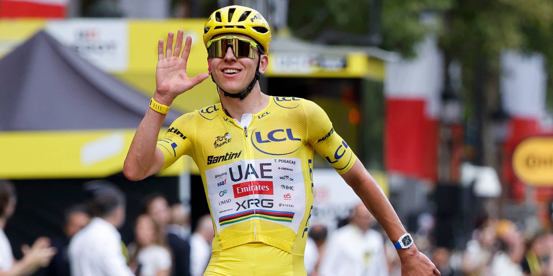 Rad-Superstar Tadej Pogacar jagt auch 2027 das Gelbe Trikot bei der Tour de France.