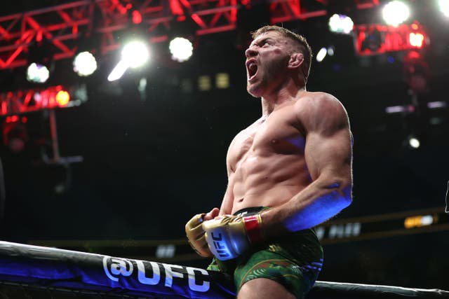Ex-middleweight champ Dricus Du Plessis stopped divisional greats Israel Adesanya and Robert Whittaker