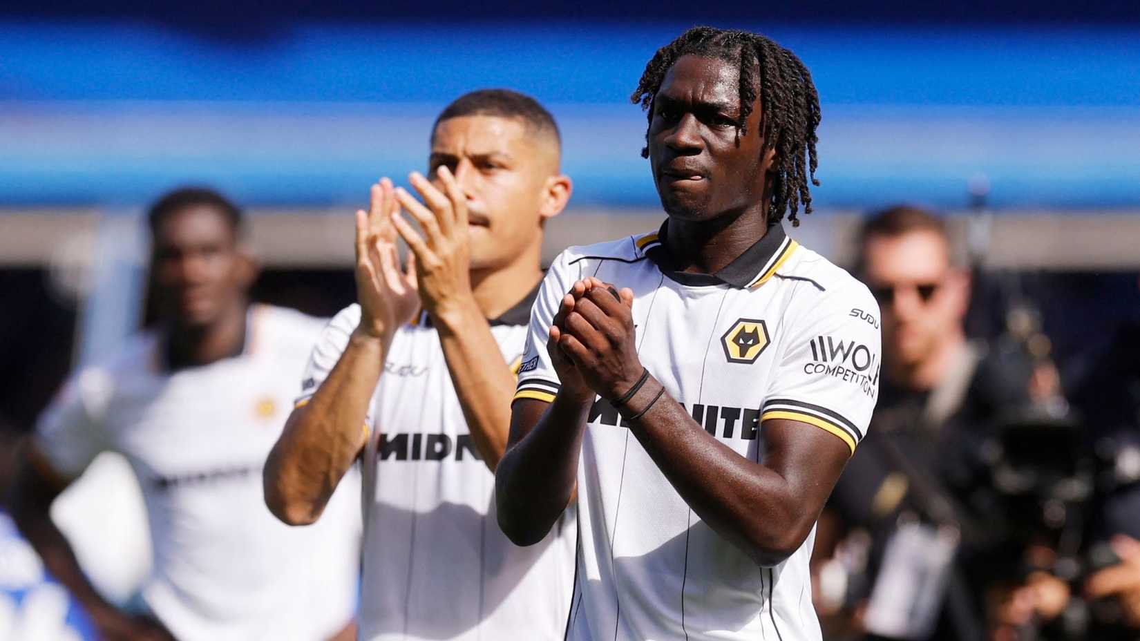 Mateus Mane, Wolves